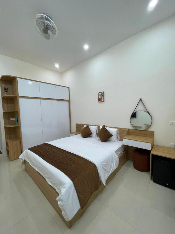 Green Hotel *