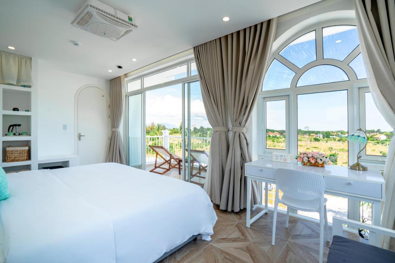 Mia Luxury Binh Chau *