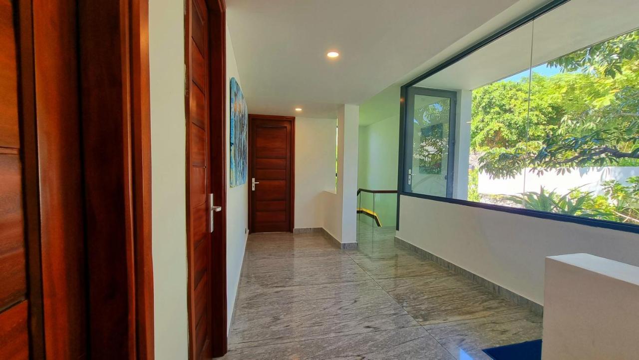Promotion Early Booker Ocean Front 500m2 With 4 Bedrooms And Swimming Pool