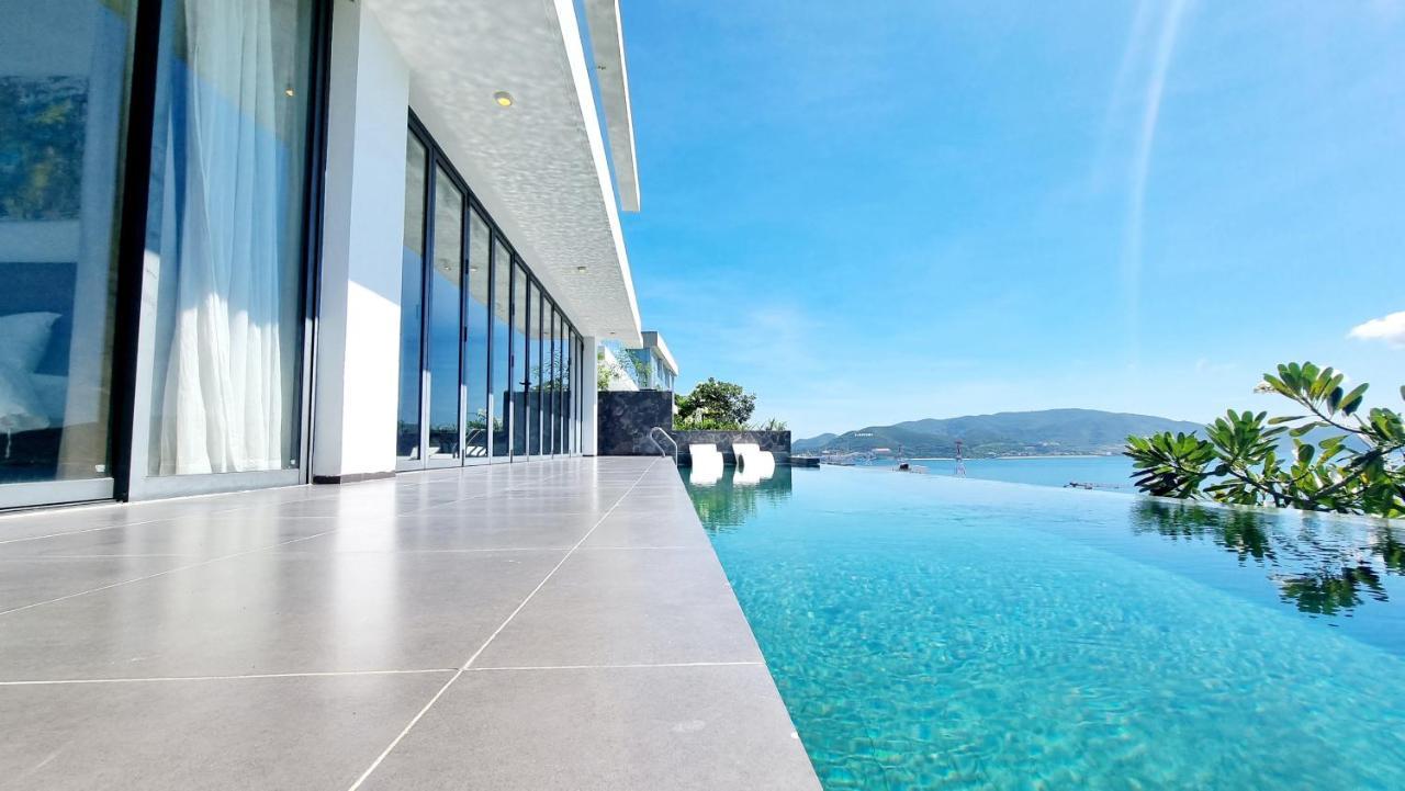 Promotion Early Booker Ocean Front 500m2 With 4 Bedrooms And Swimming Pool Villa