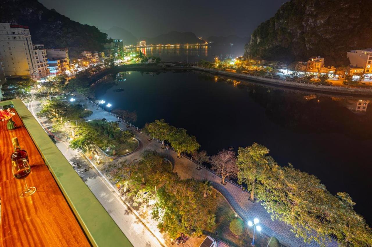 Hotel Aroma Cat Ba Sea View