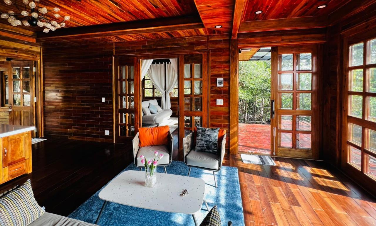 Ong Vinh House - Living Among Nature ! Villa *