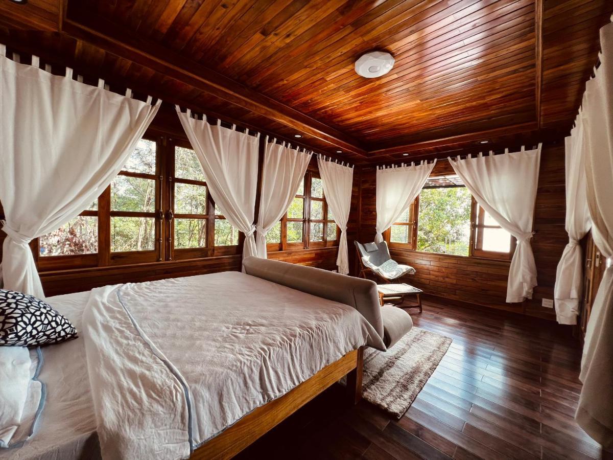 Ong Vinh House - Living Among Nature ! Villa Phu Quoc