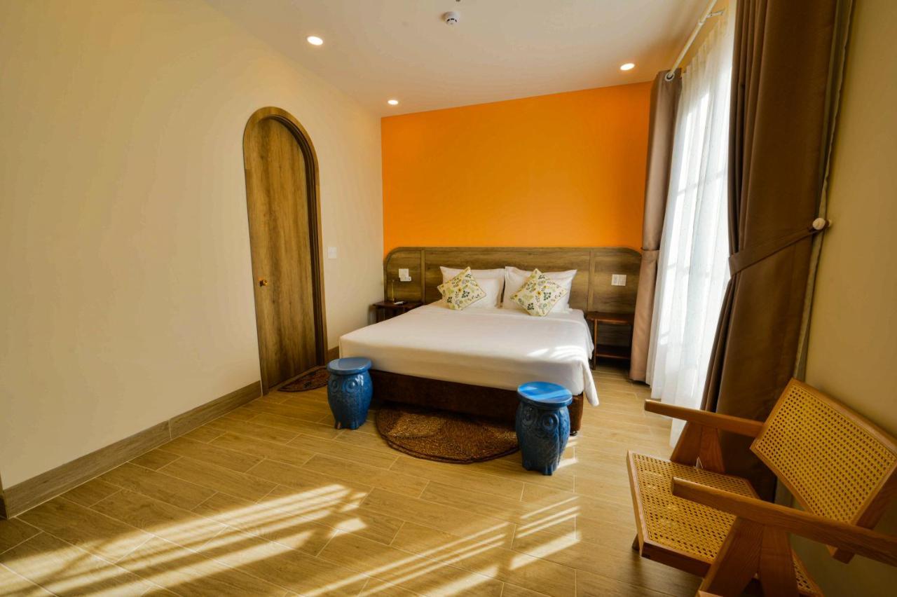 Hotel Aurora & Cafe Phu Quoc