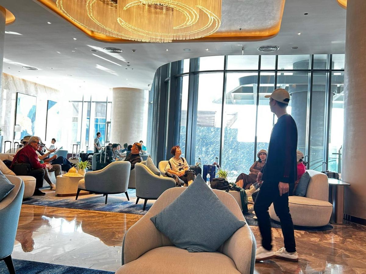Hotel Khach San A Lacarte Bay, Ngay Mat Bien, Mien Phi Be Boi