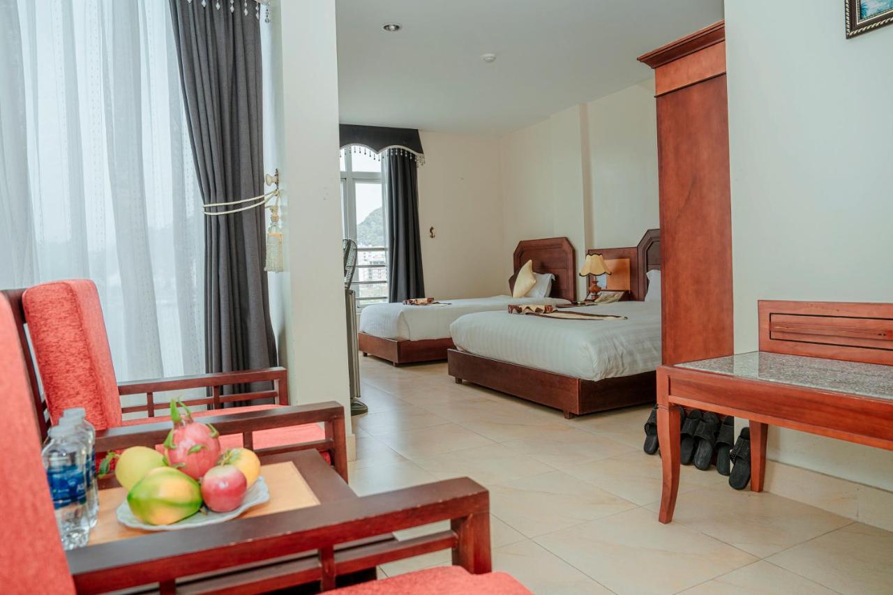 Hung Long Harbour Hotel