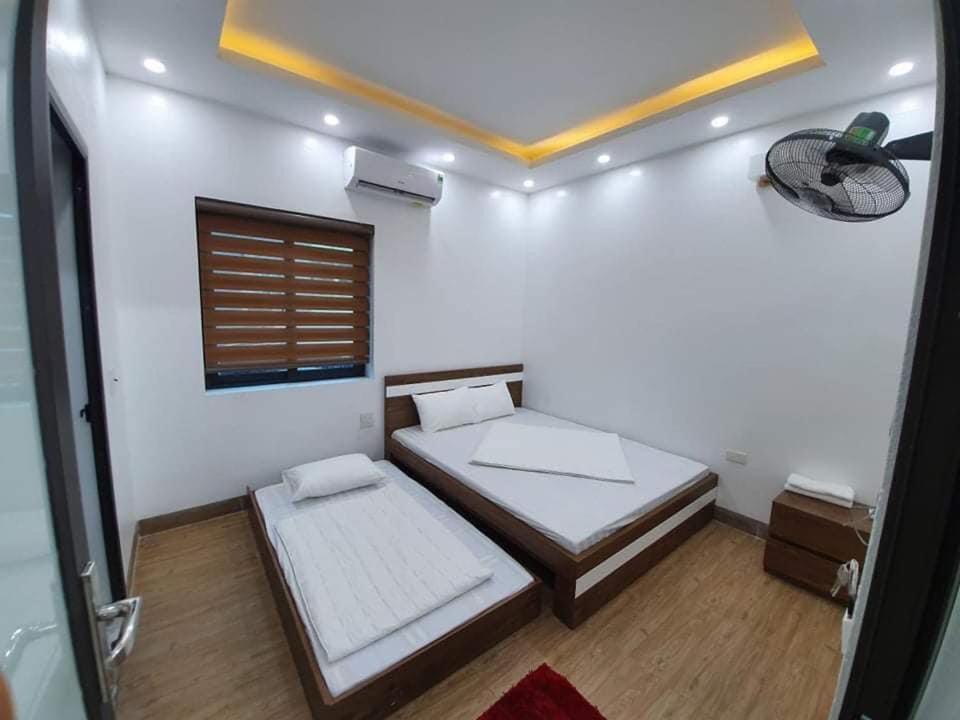 Guest house White's House Quan Lan