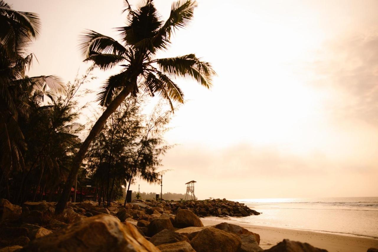 Dat Lanh Beach Resort 3* La Gi
