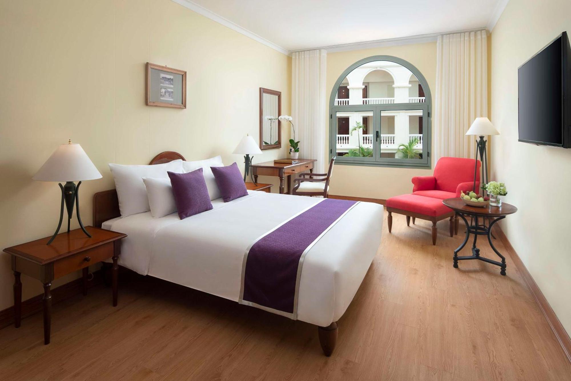 Avani Phong Harbour View 4*