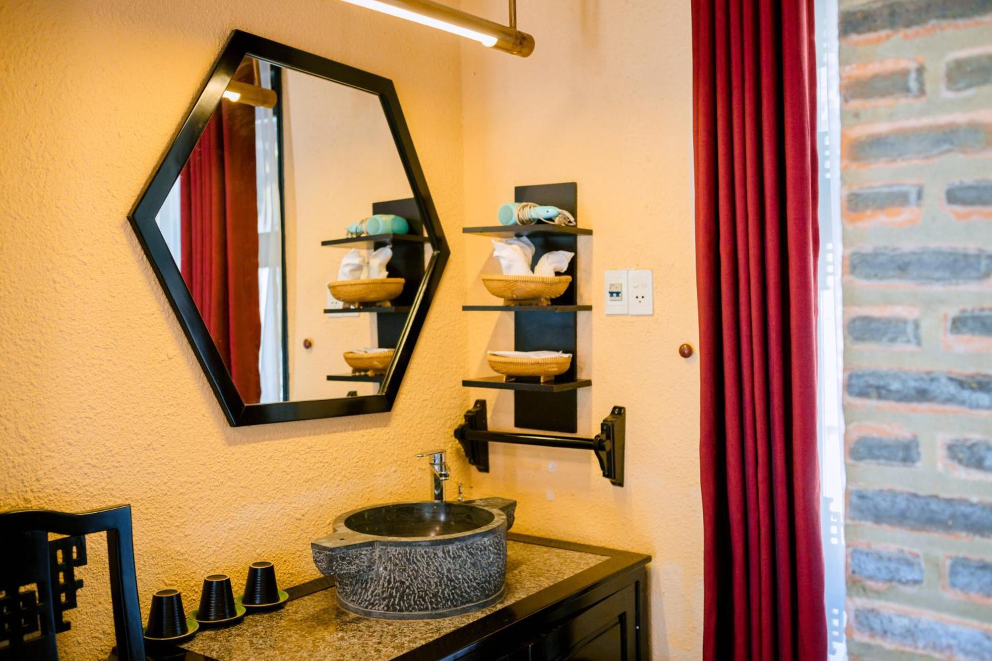 Hue Ecolodge 4* Huế
