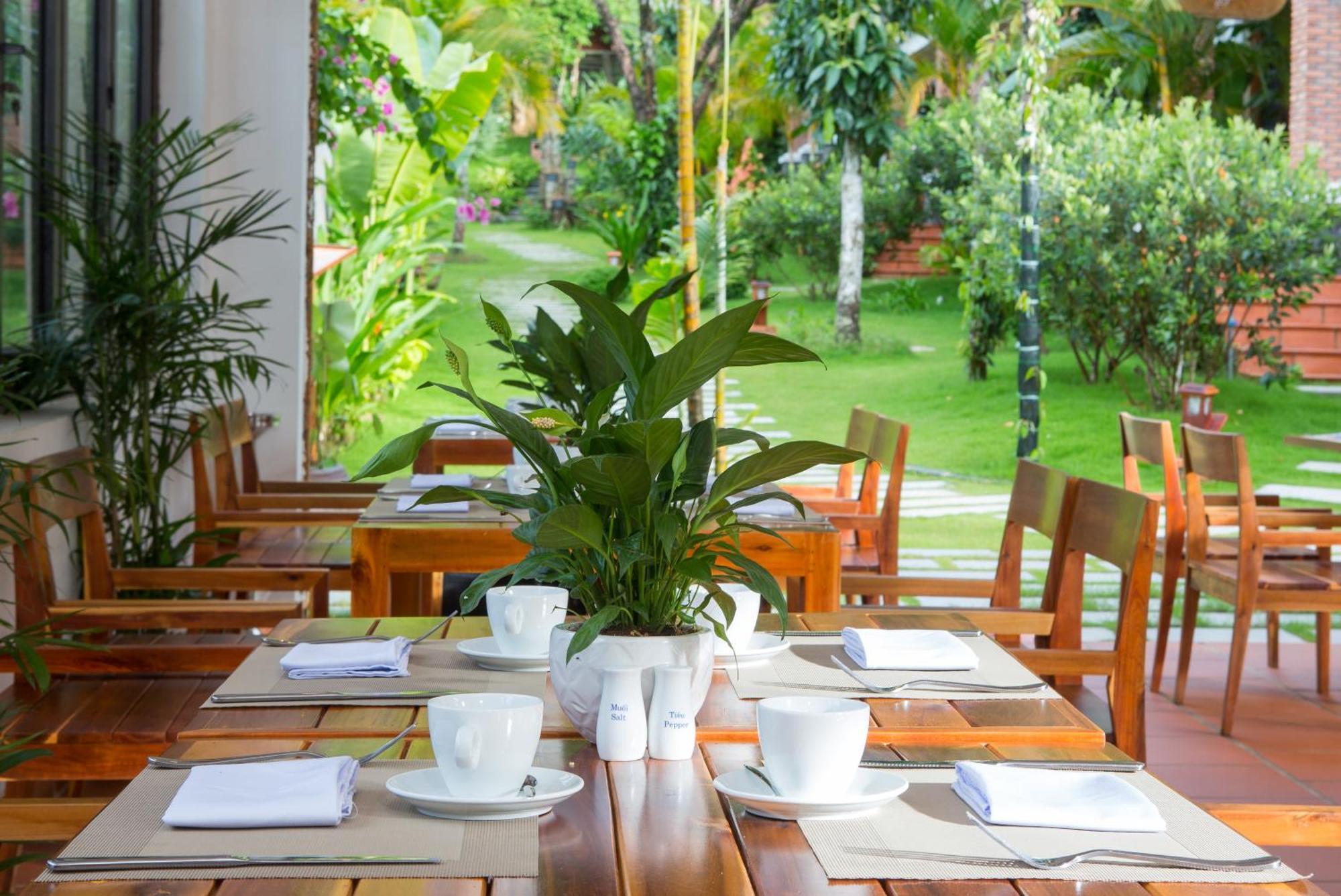 Nadine & 4* Phu Quoc