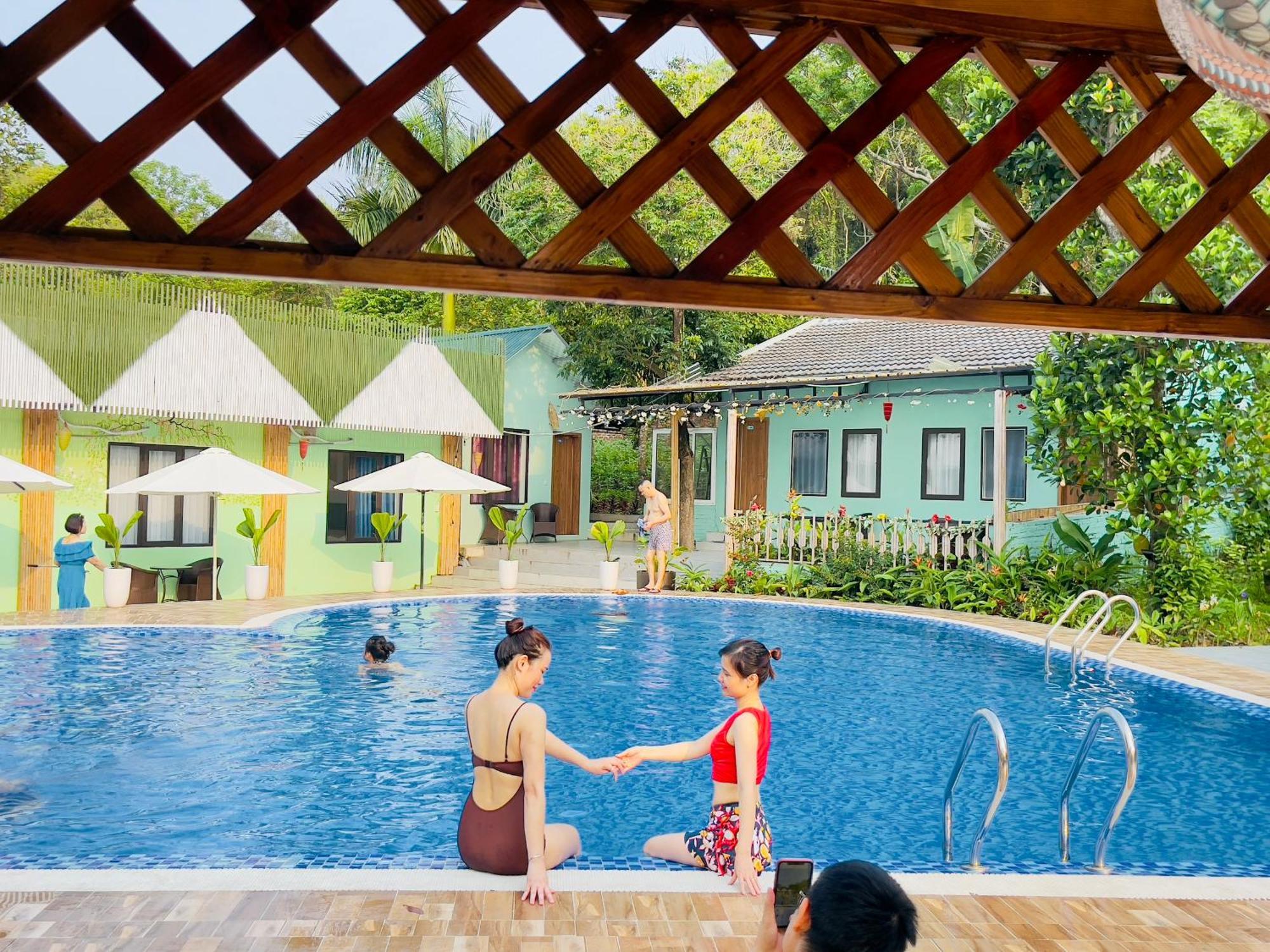 Resort Minh Chau 4*