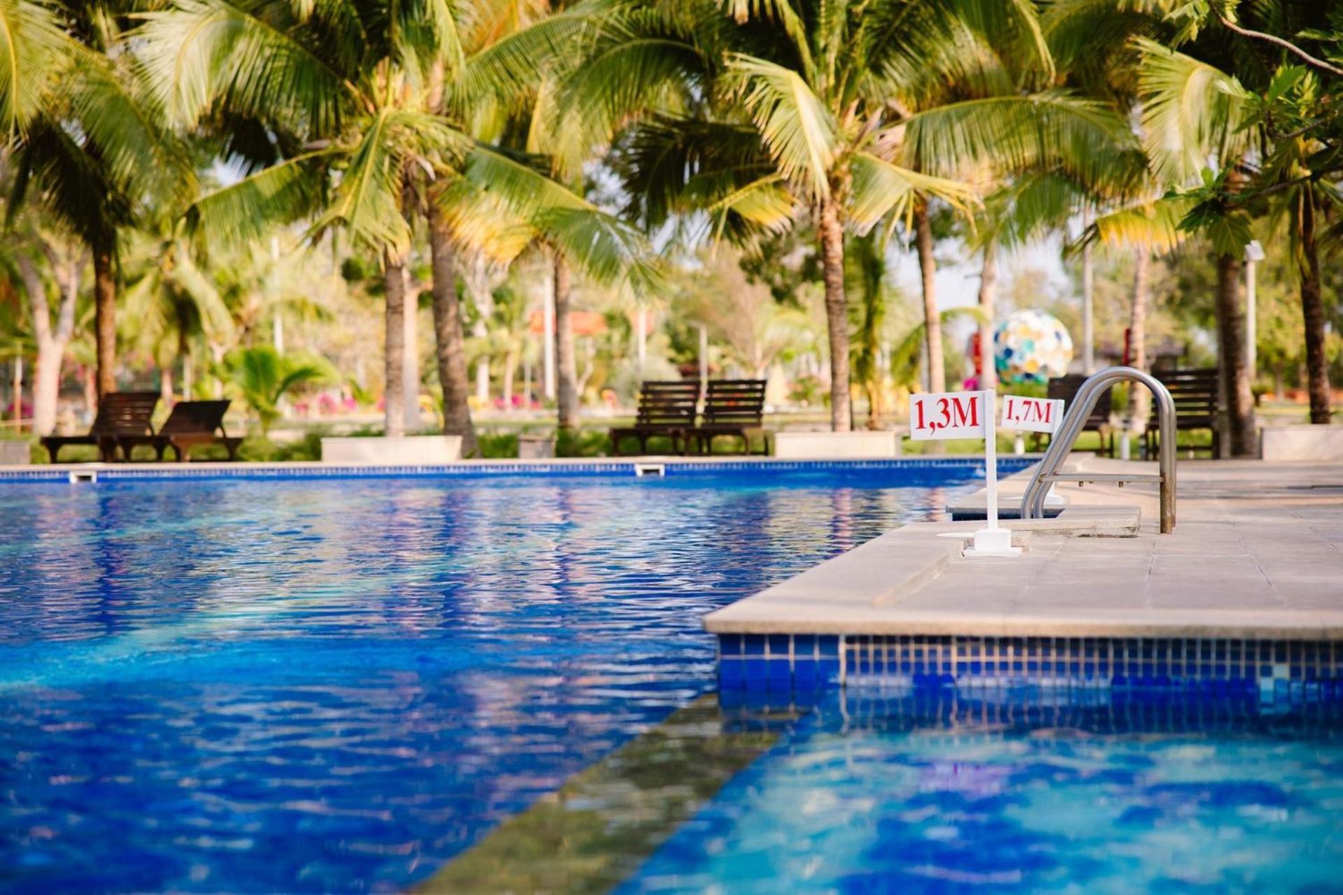 Dat Lanh Beach Resort Hotel La Gi