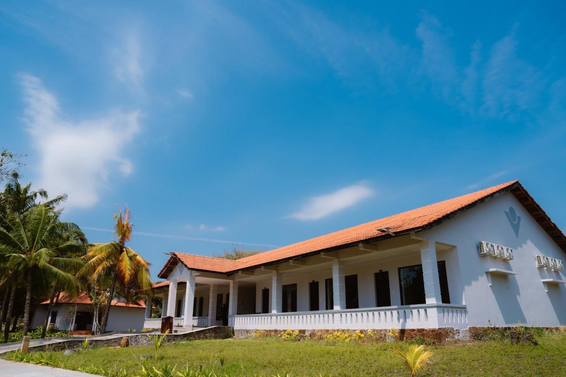 Dat Lanh Beach Resort Hotel La Gi