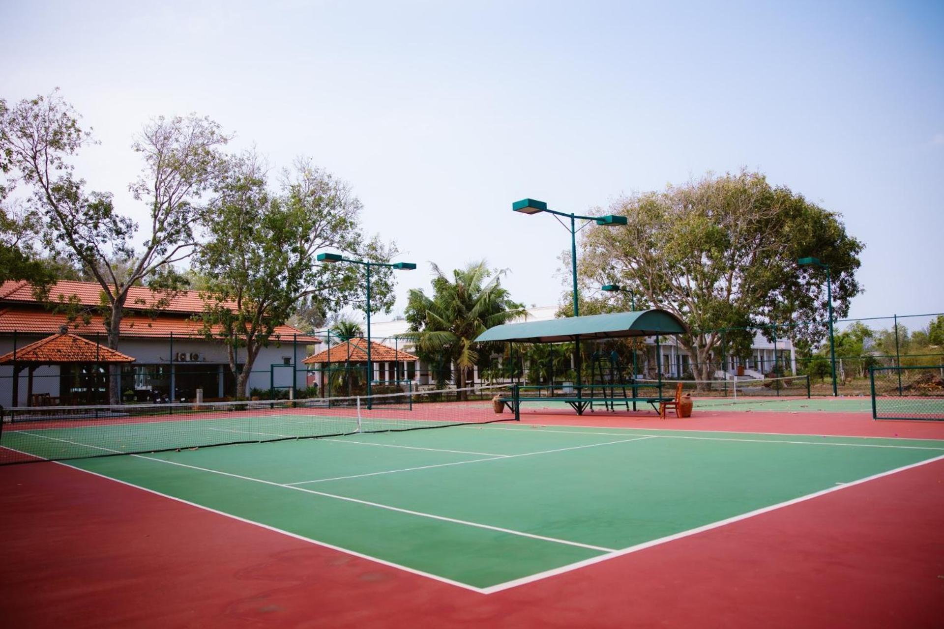 Hotel Dat Lanh Beach Resort