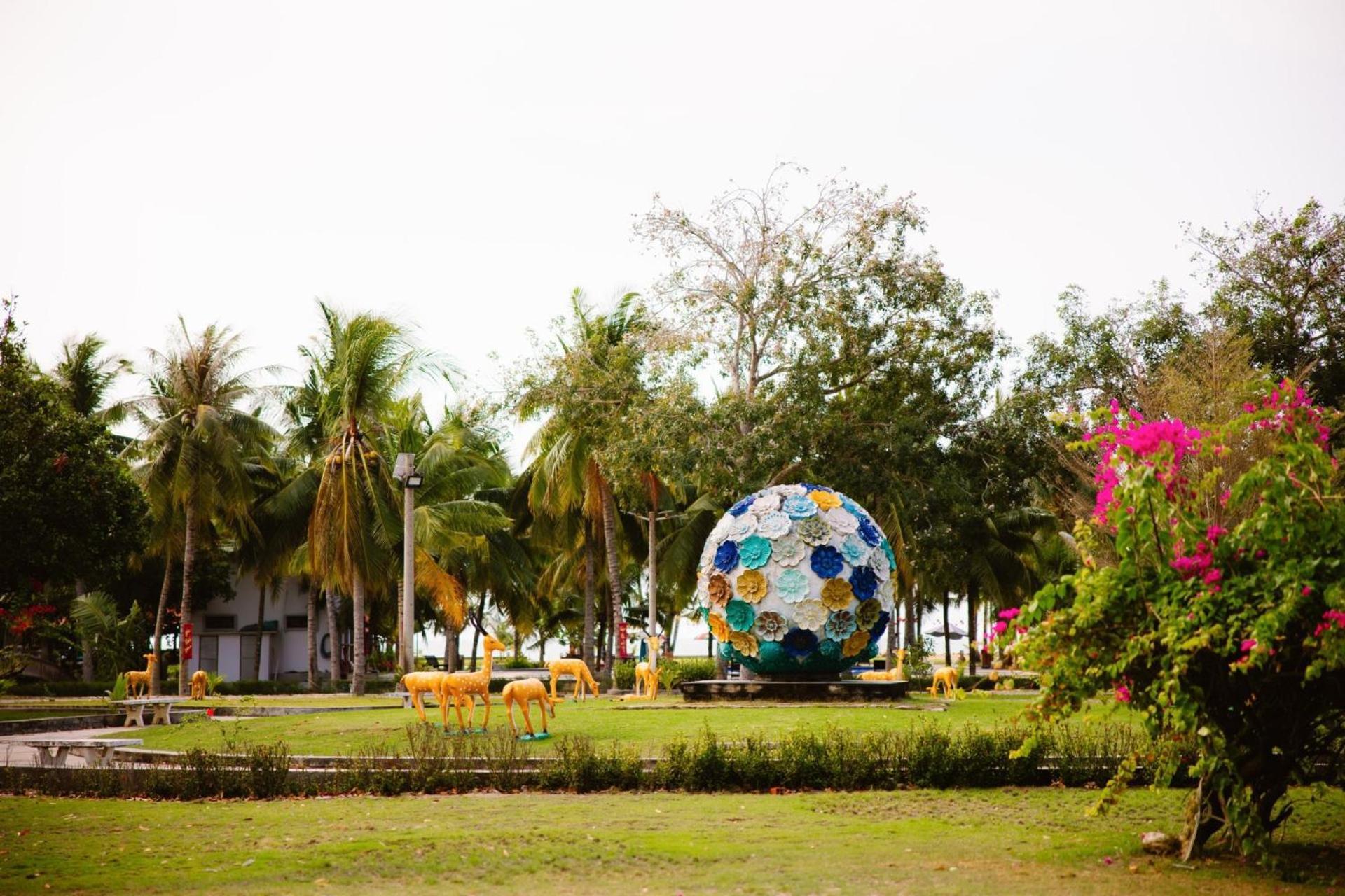 Dat Lanh Beach Resort La Gi