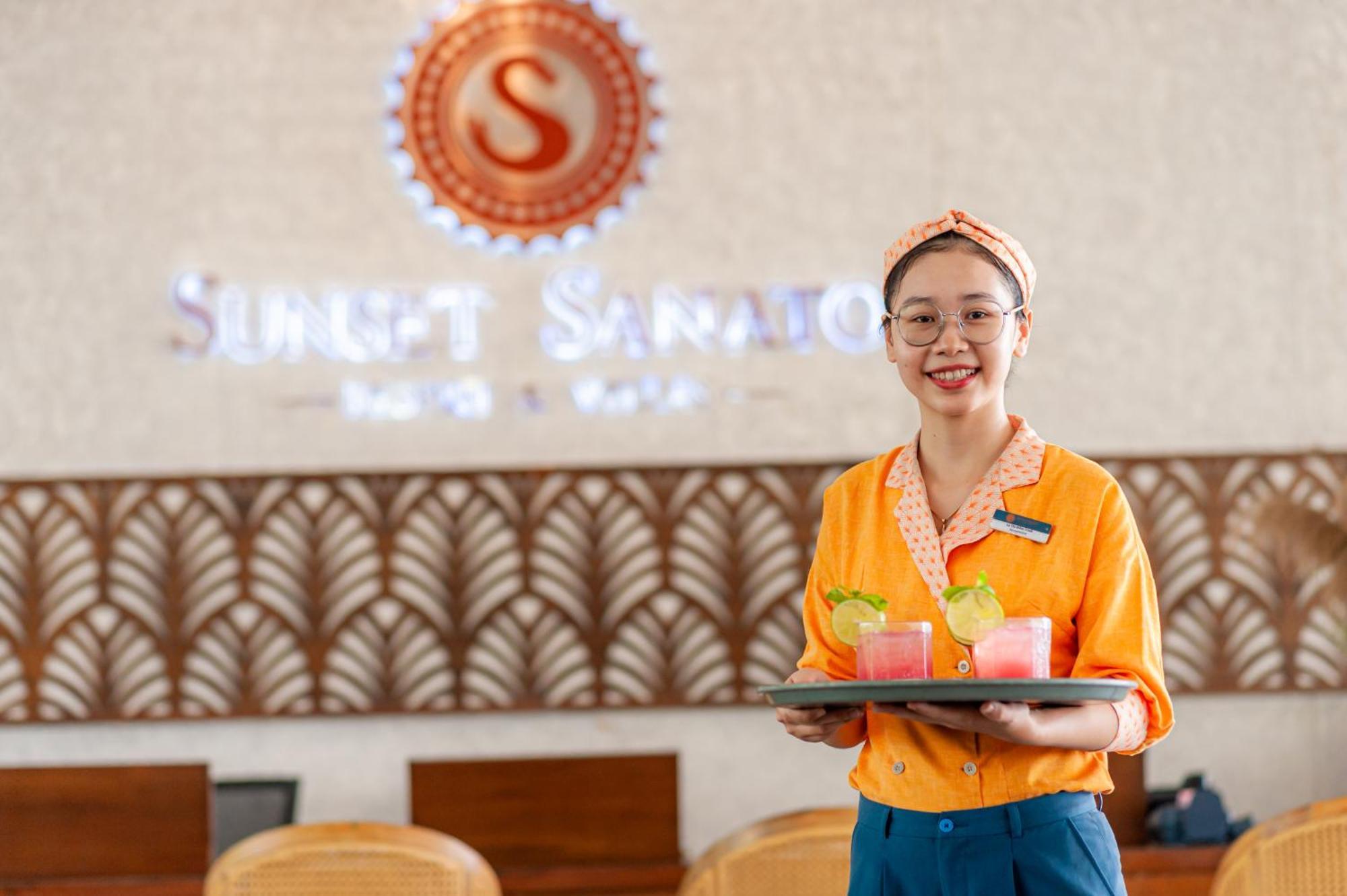 Resort Sunset Sanato &