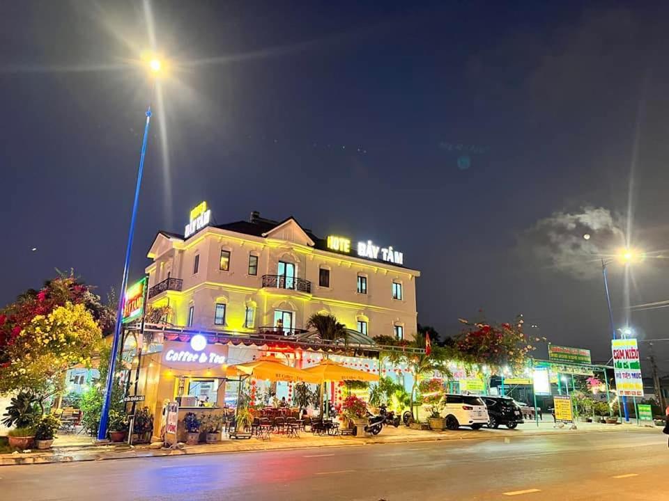 Khach San Bay Tam Khach San Gan Dinh Thay Thim Bien Hotel *