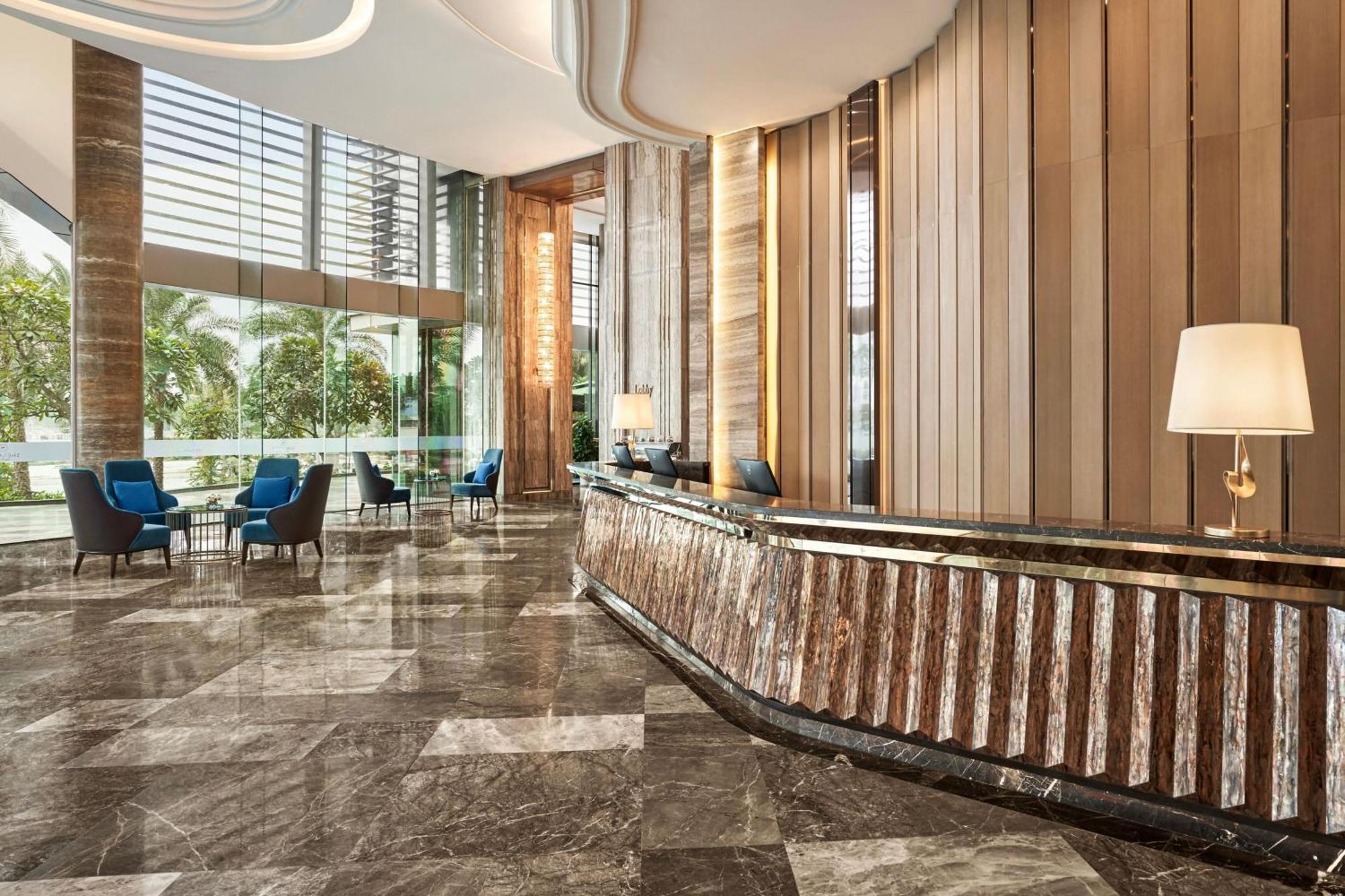 Sheraton Phong 5*