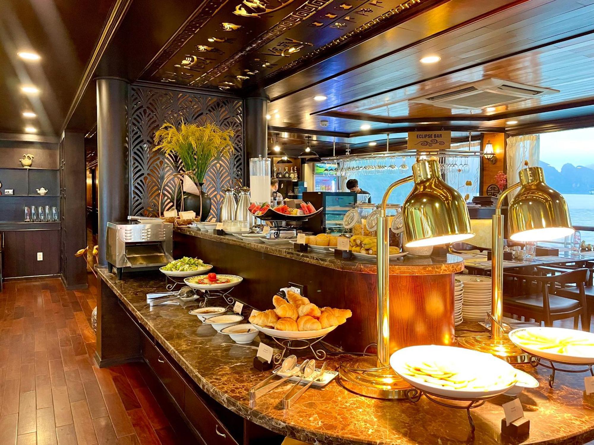  V'spirit Cruise