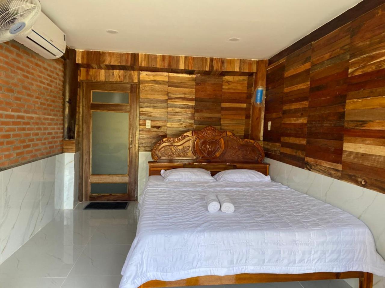 Bamboo Resort