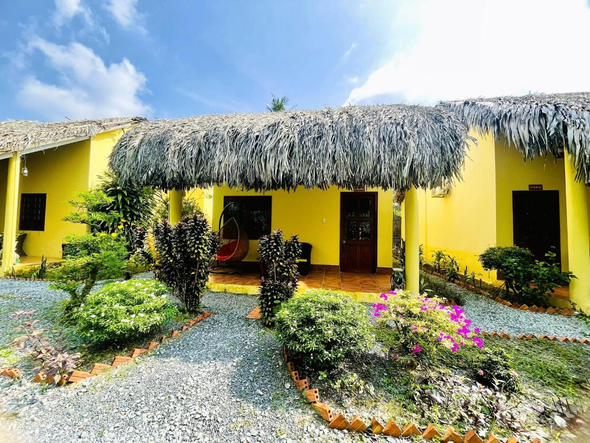 Bed & Breakfast Mango Riverside 4*
