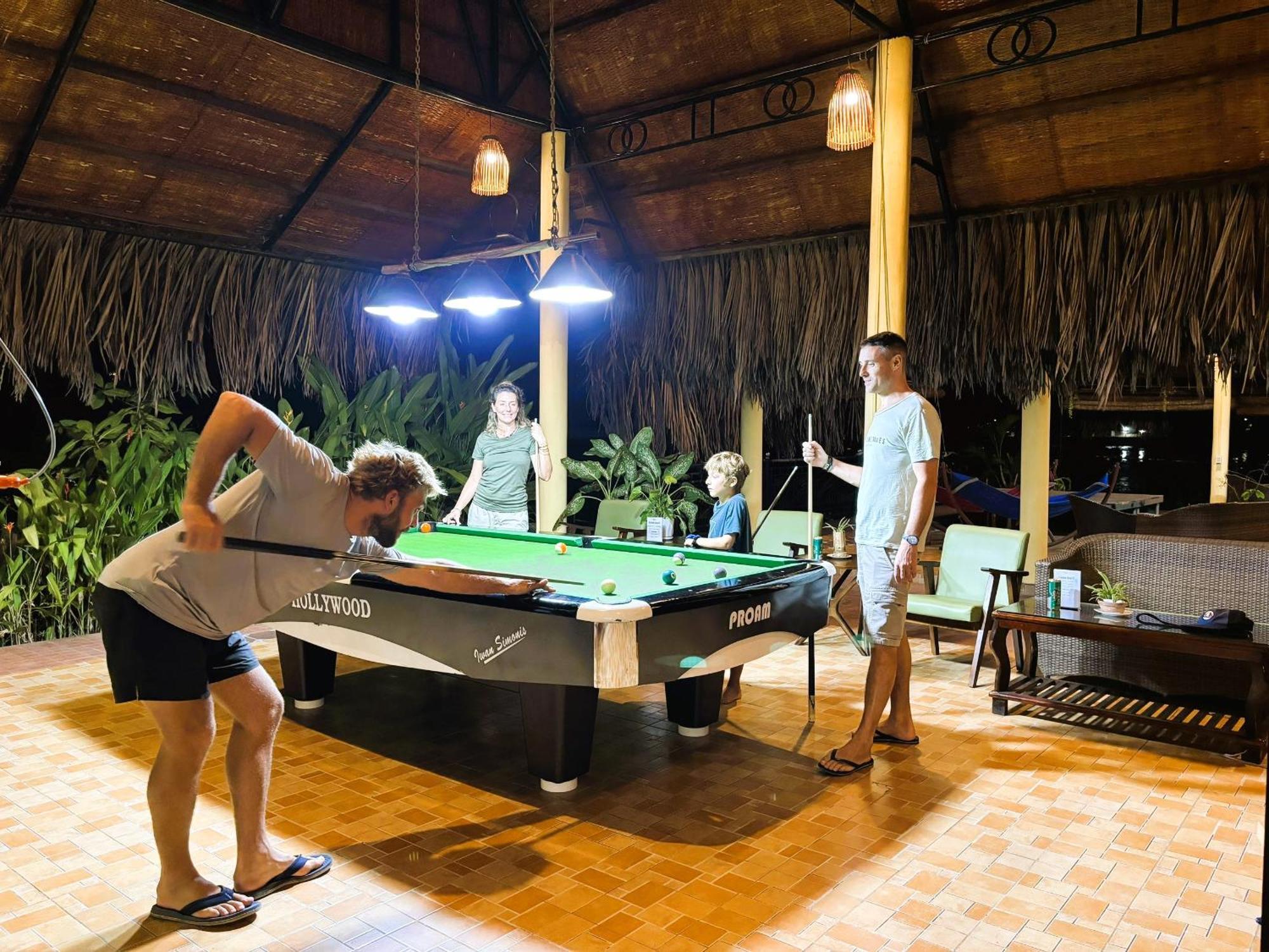 Mango Riverside Bed & Breakfast