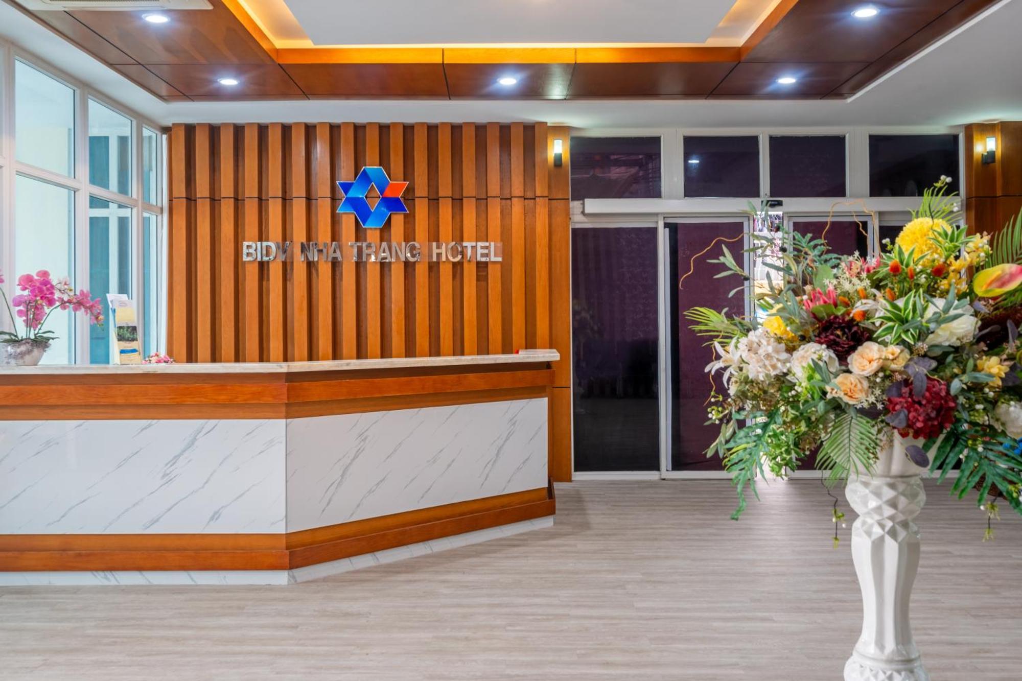Và Trung Tâm Hội Nghị Bidv