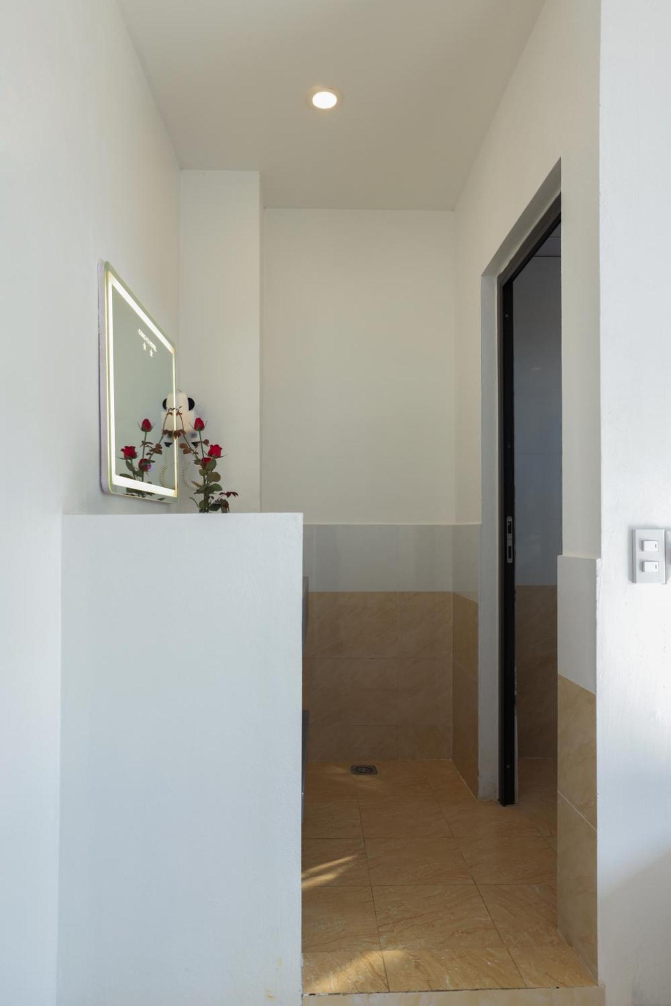 Khách sạn Cong Fu 2*