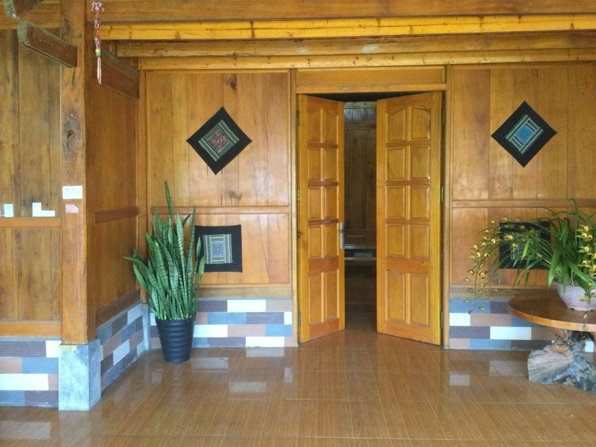 Sue Pa Family Trekking Homestay