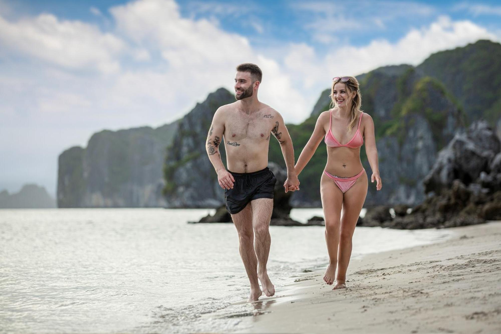 Emperor Cruises Legacy 5* Ha Long
