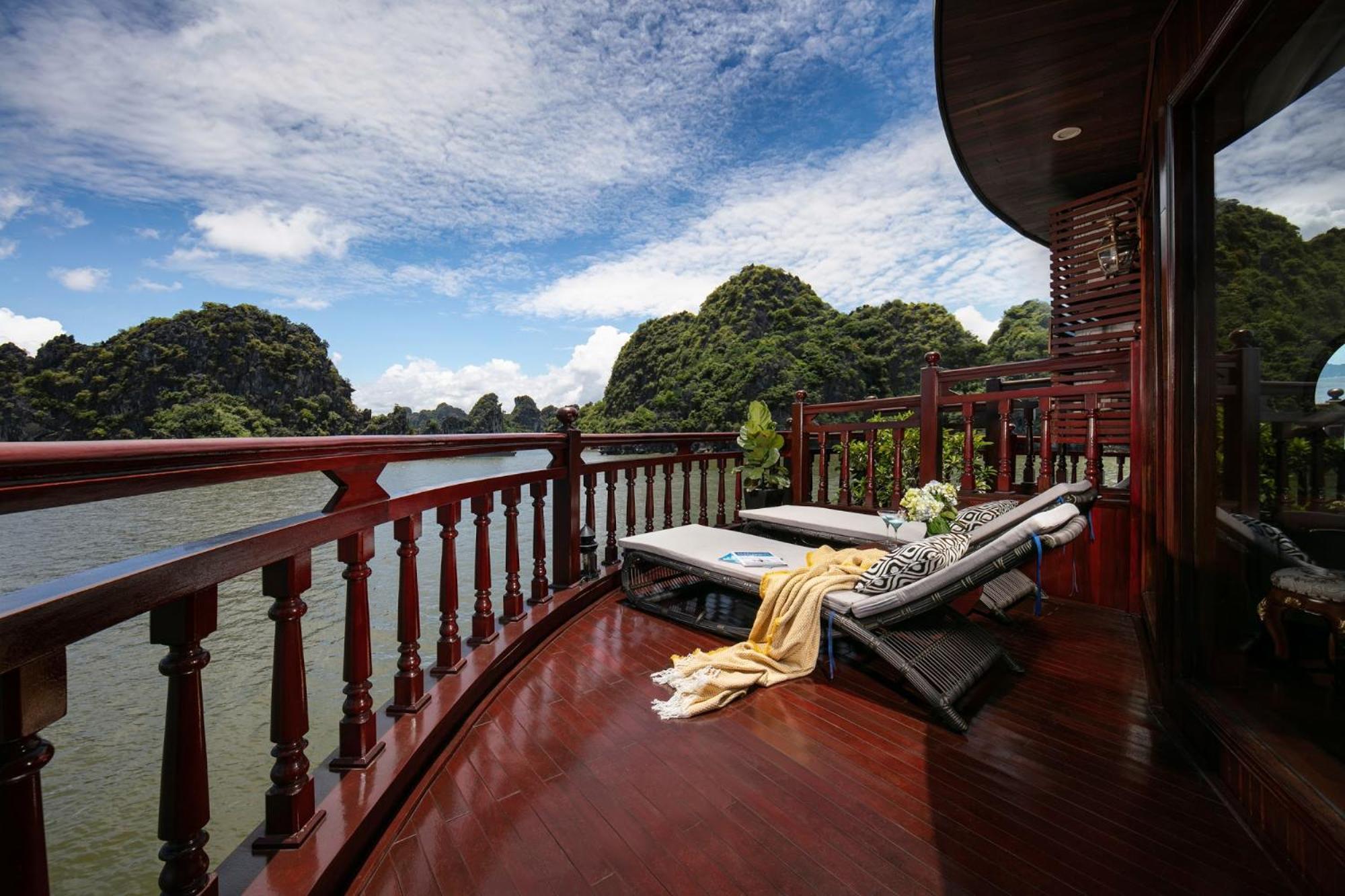  Emperor Cruises Legacy 5*
