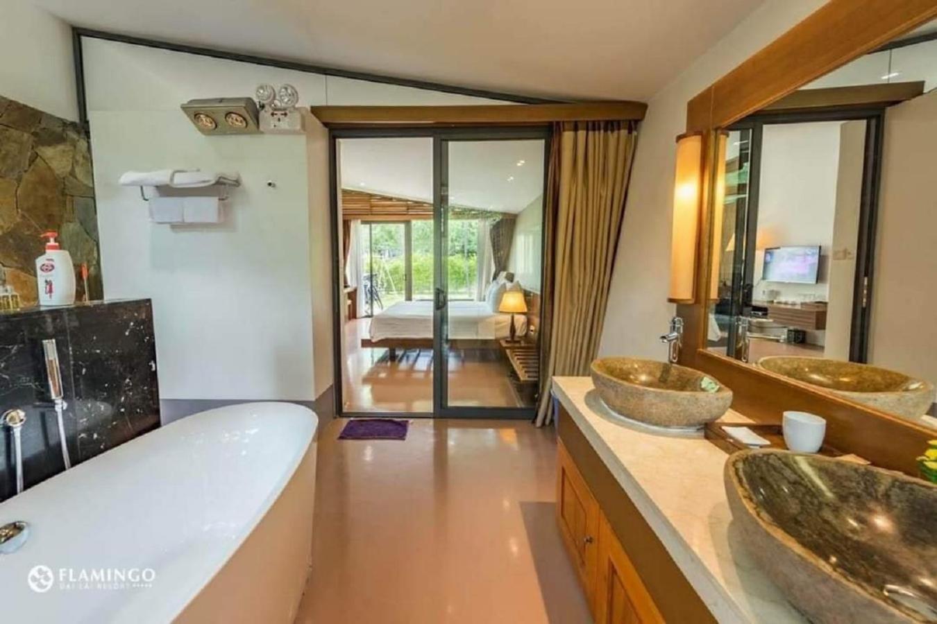 Villa Owner Tai Khu Nghi Duong Sinh Thai Dai Lai Ngoc Quang