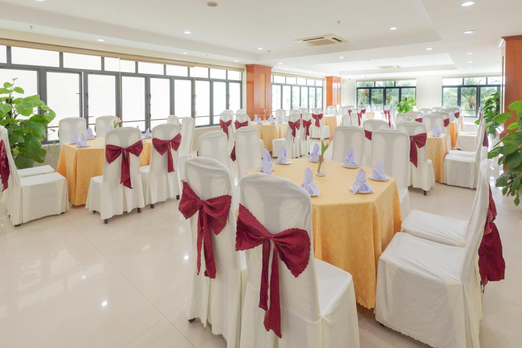 Hotel Seafront 4*