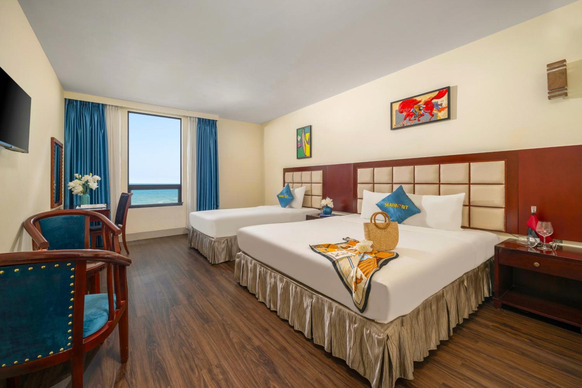 Hotel Seafront Da Nang