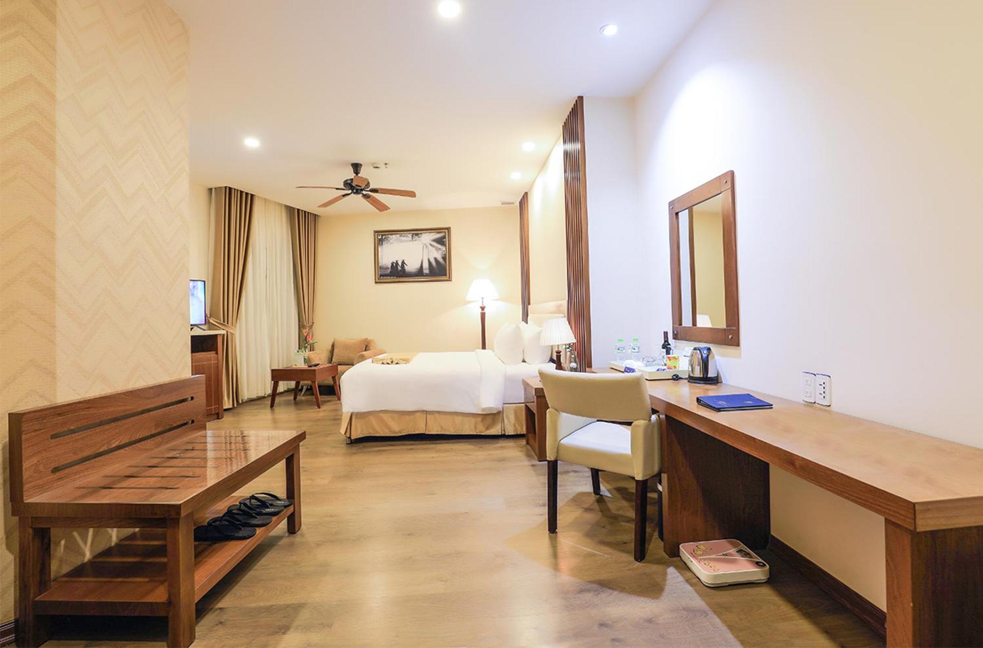 Hotel Ladalat 5*