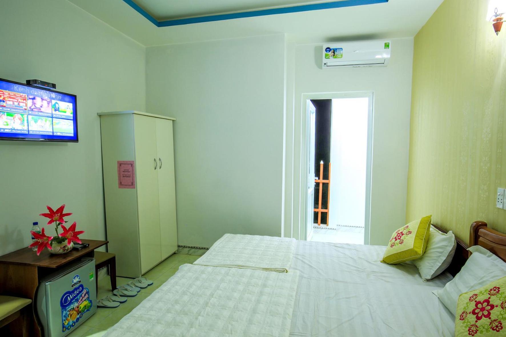 Phuc Hau -