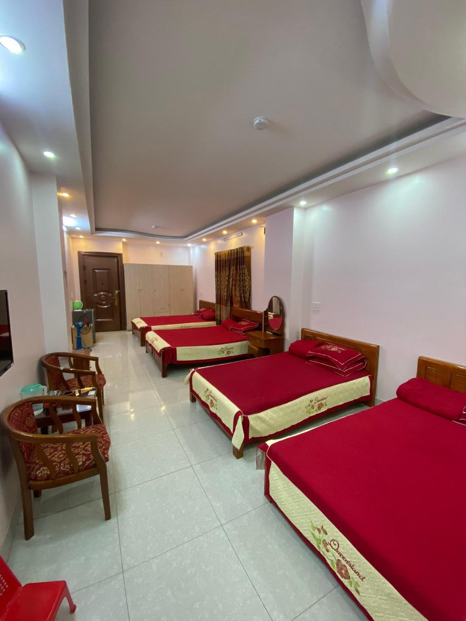 Ruby Khách sạn 3*