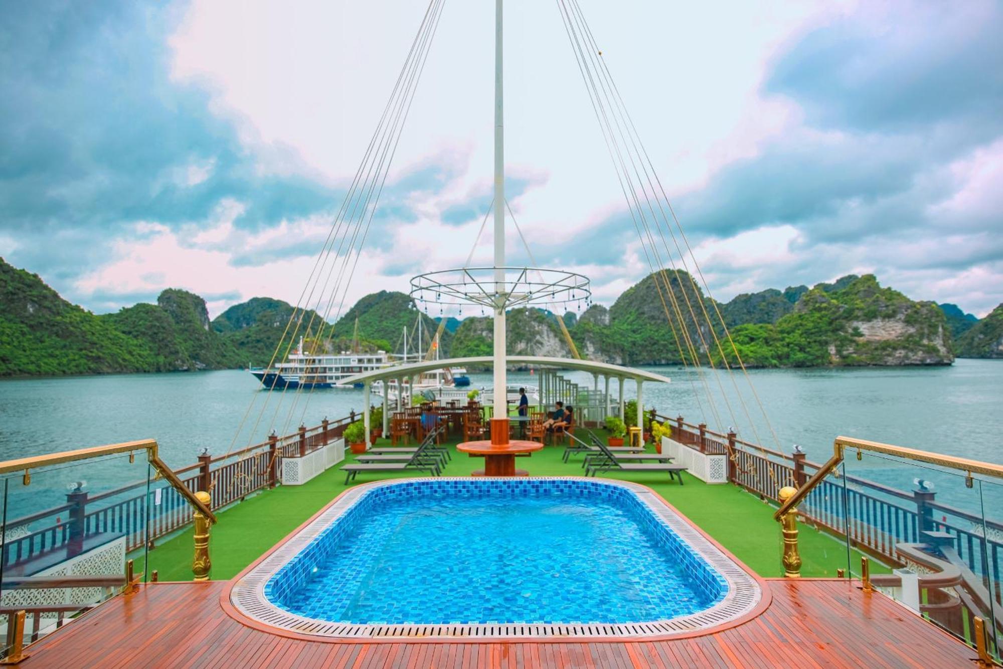  Le Journey Elegance Cruise 5*