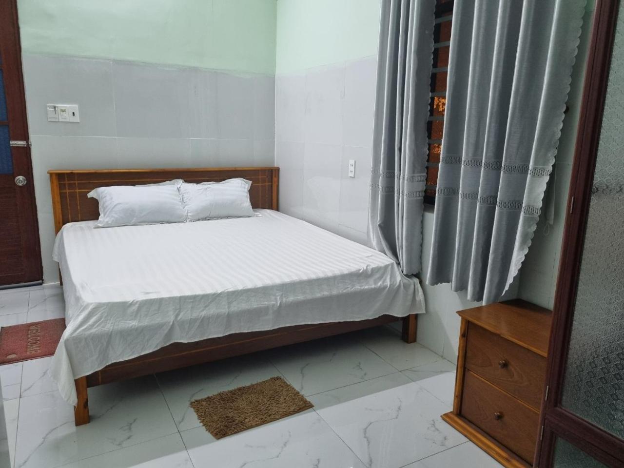 Khach San Ngoc Quynh Hotel