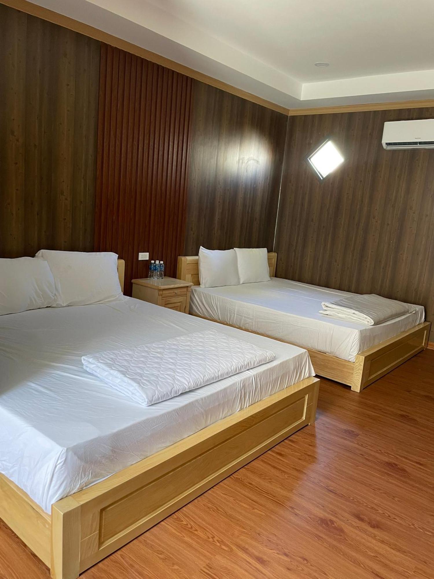 Khách sạn Khach San - Nha Hang Hoang Phuc *