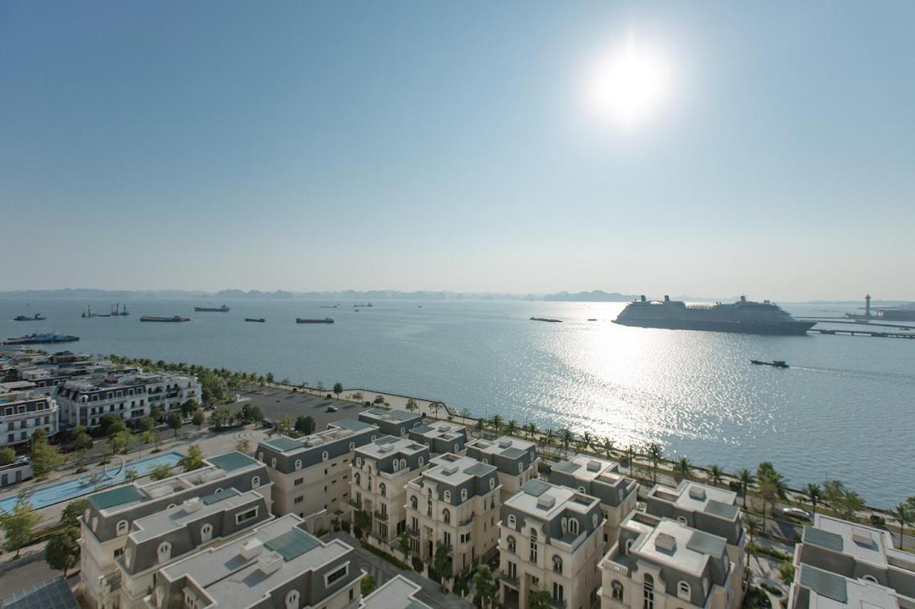 The 1108 Sapphire Apartment *