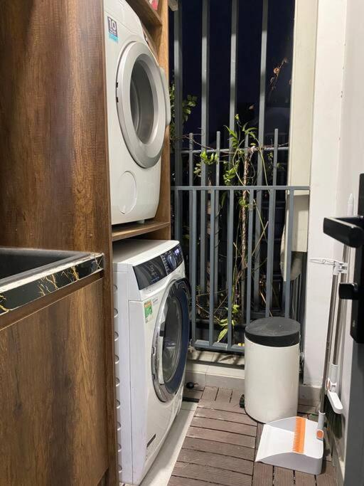 Luxury Duplex Near Airport * Ho Chi Minh City