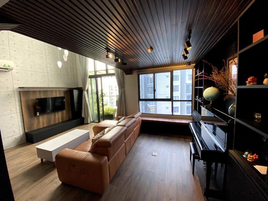 Luxury Duplex Near Airport