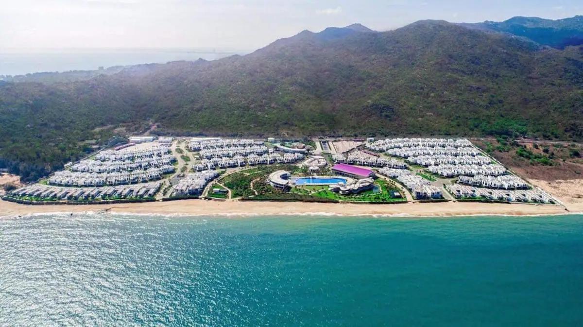 Luxury - Relax - Fun - Near Vung Tau Villa