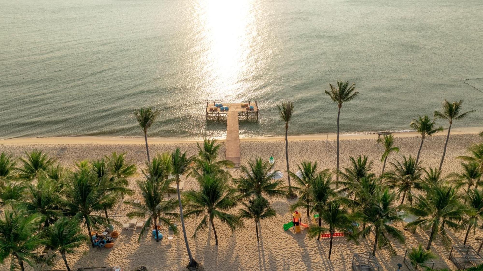 Andochine & - With Private Pool Resort