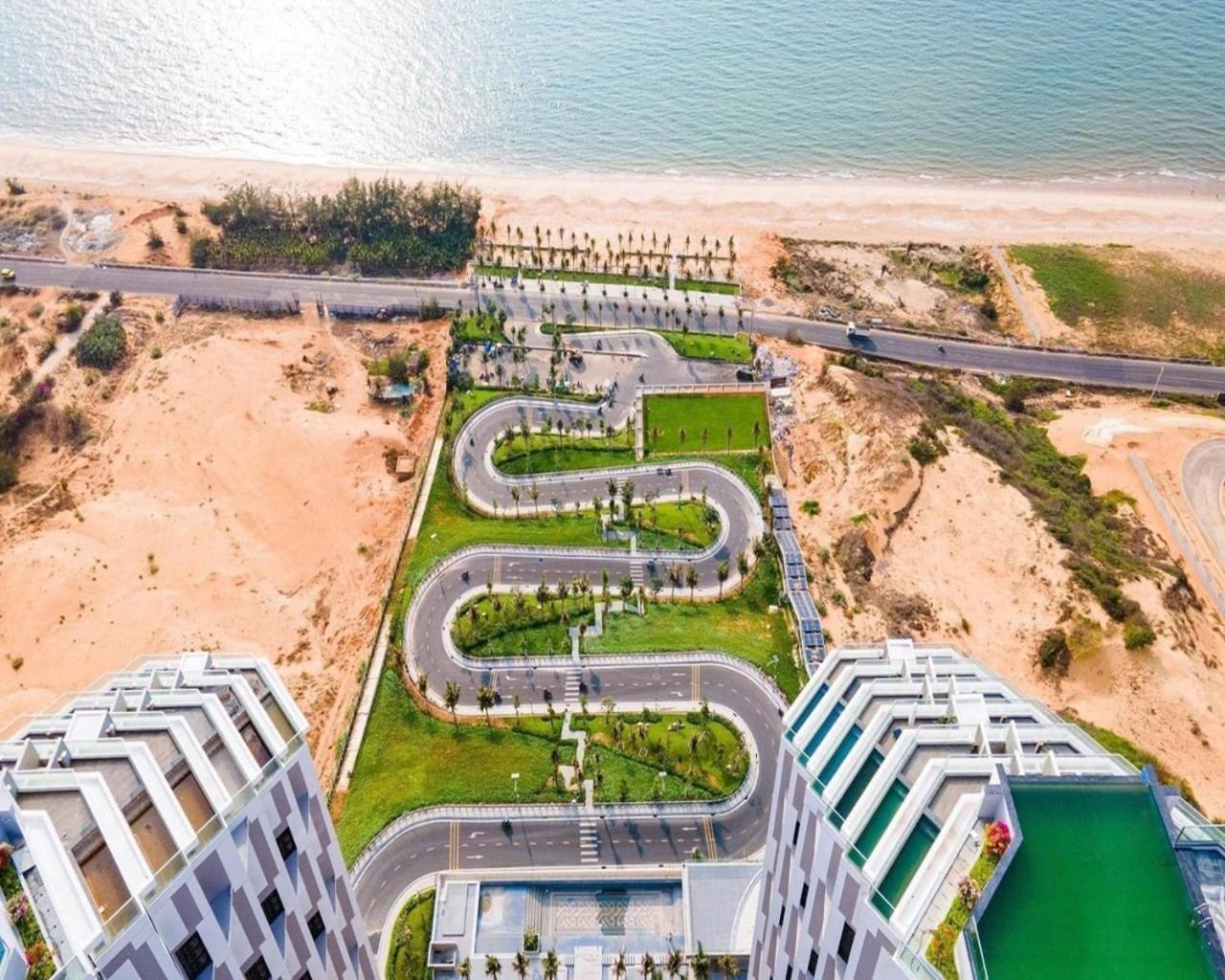 Mandala Brynn Beachfront Condotel * Mui Ne
