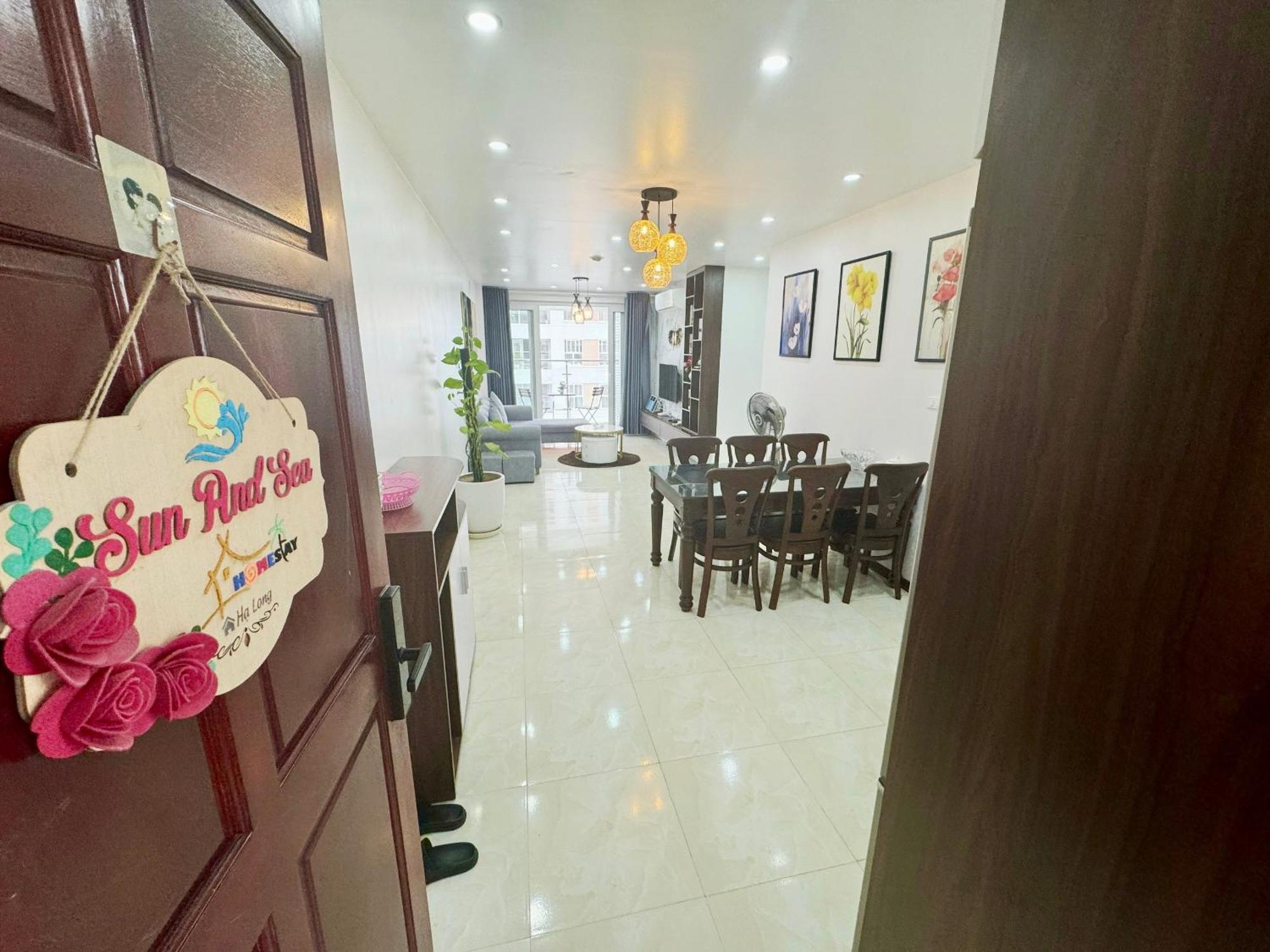Halong Luxury Apartment *