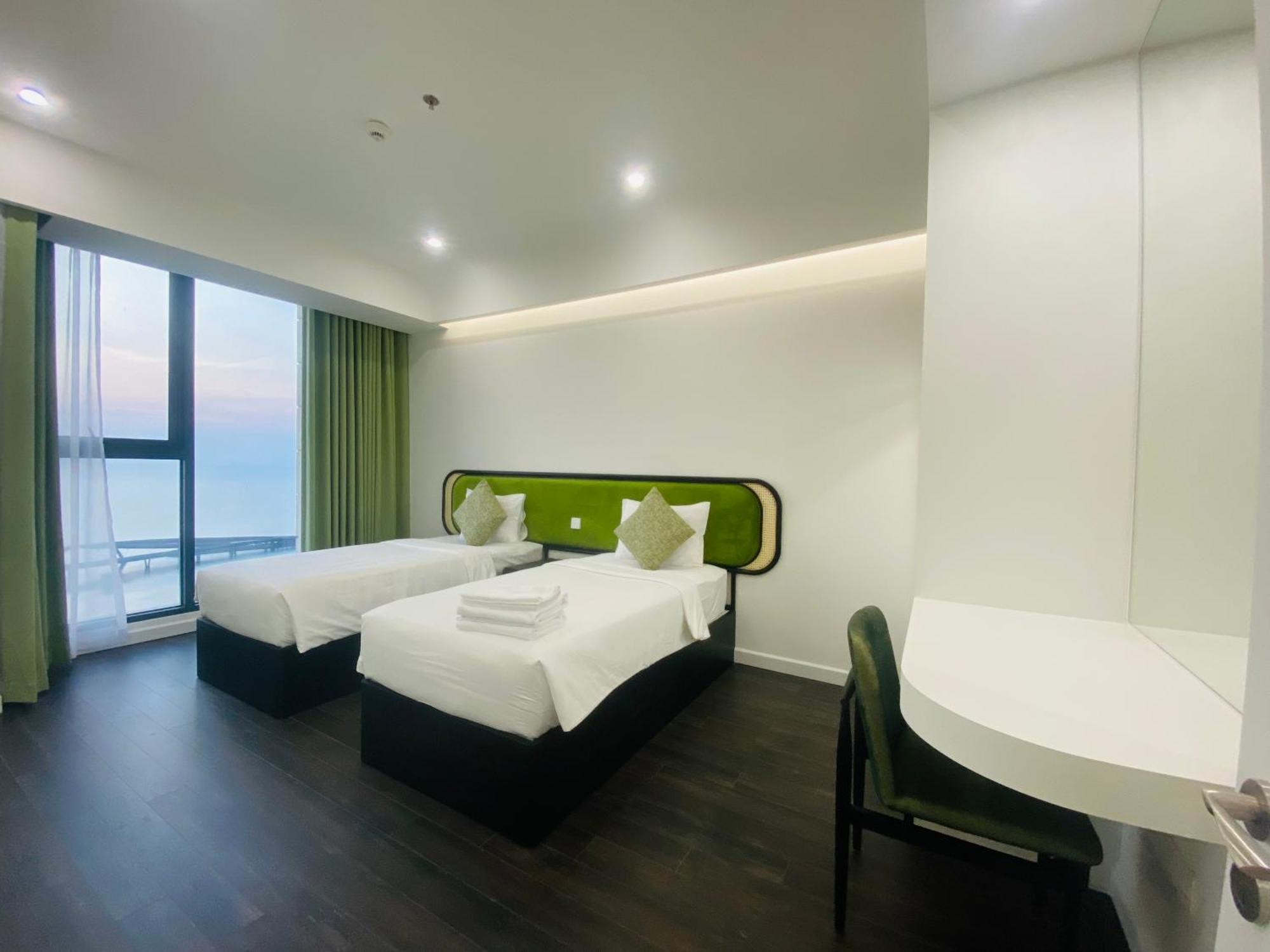 La Phan Phu Quoc, Hillside *
