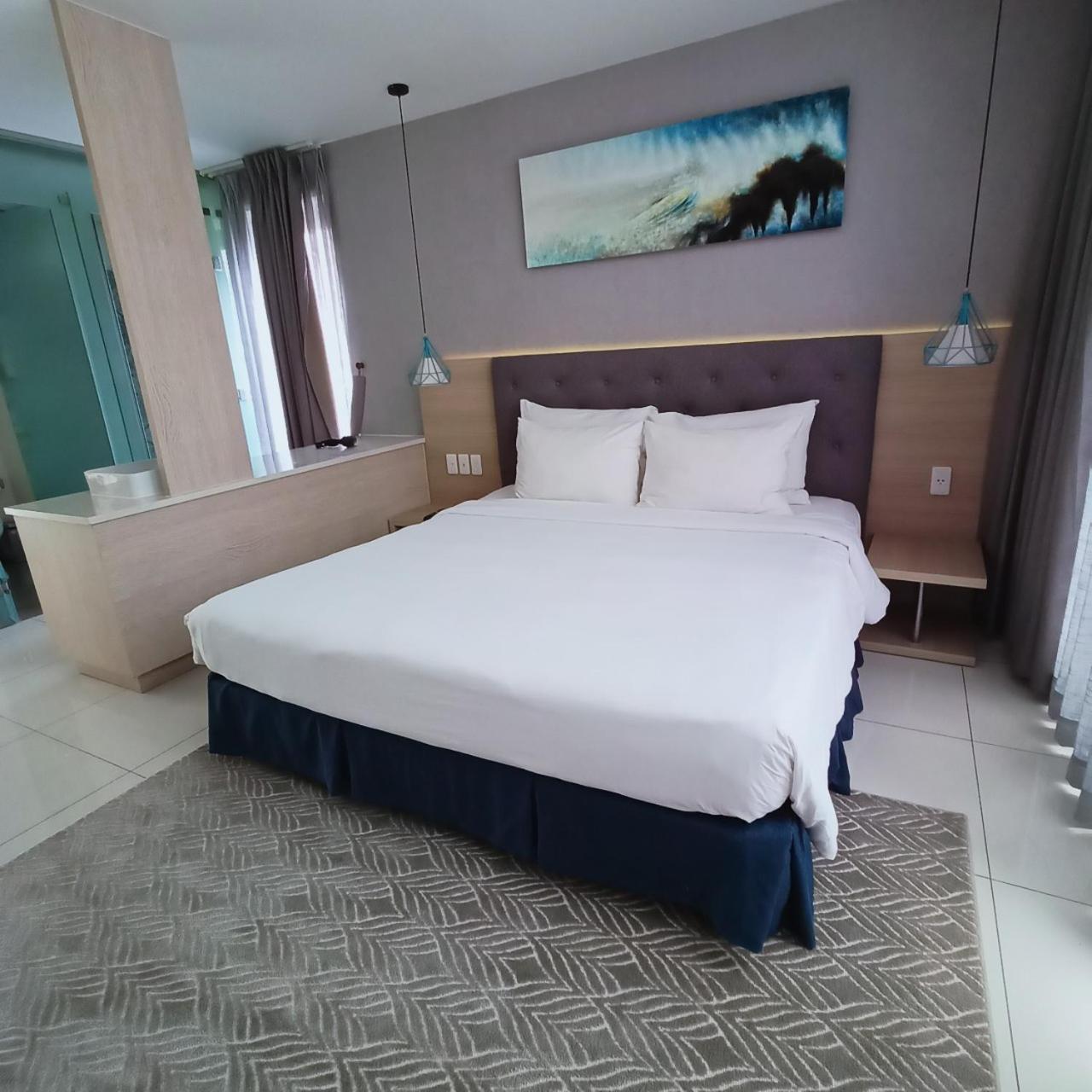 Boracay B1007 Long Hải